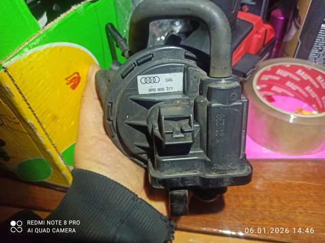 Насос диагностики течи в баке 8R0906271 VAG