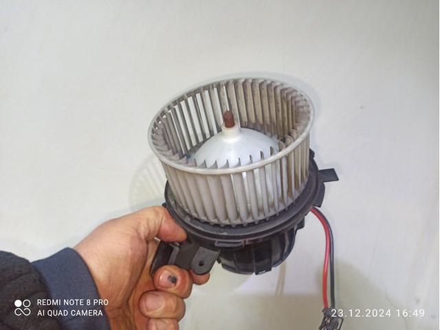 8T1820021 PORSCHE Мотор вентилятора печки (отопителя салона) купить в Сумы