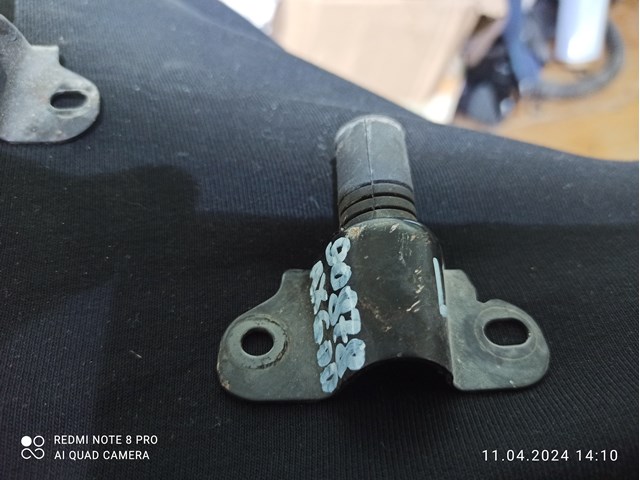 NISSAN 90878AX600 Буфер (отбойник) крышки багажника (двери 3/5-й задней) в наличии Одесса