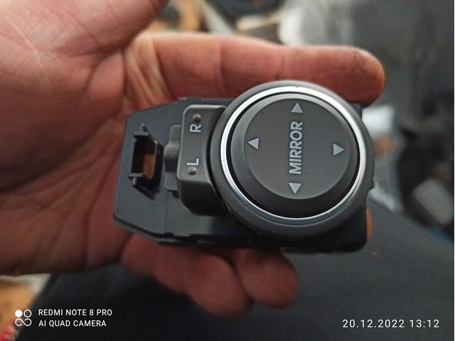 Блок управления зеркалами заднего вида 935733S000RAS HYUNDAI