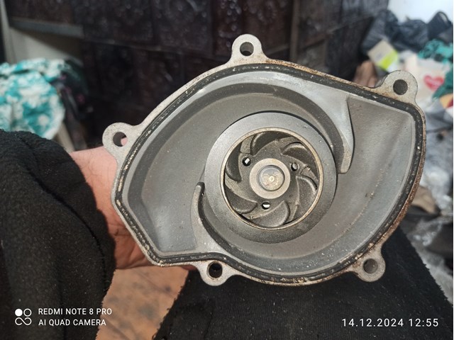 94810603301 PORSCHE Помпа водяная (насос) охлаждения купить в Чернигов