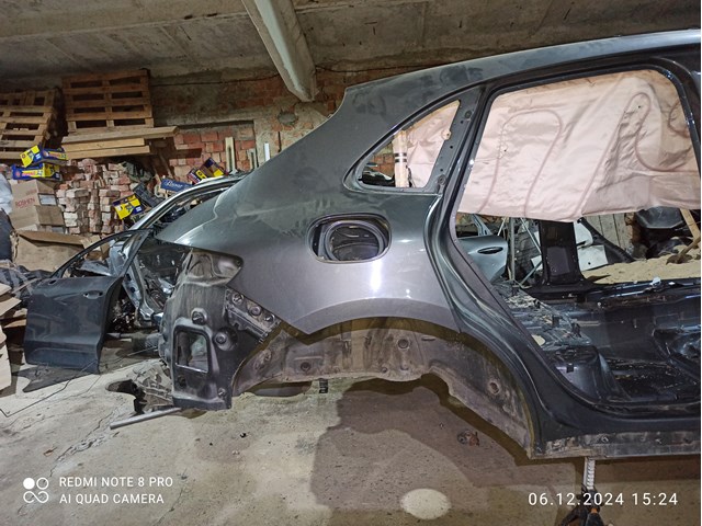 Боковая часть задняя правая 95B809030YGRV PORSCHE