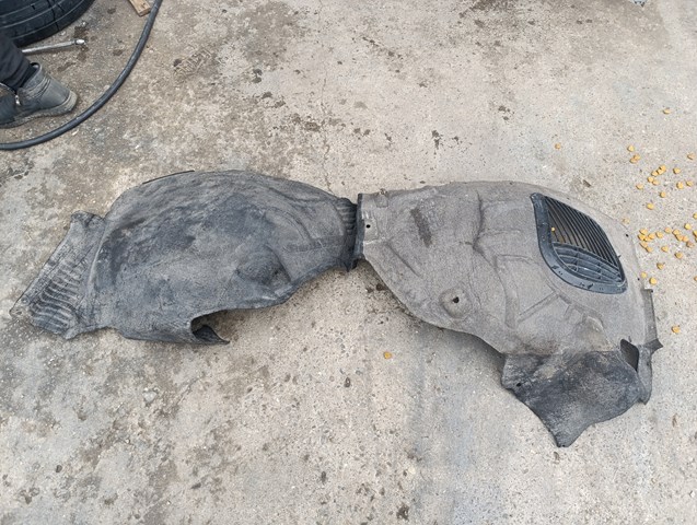 PORSCHE 95B809961 в наличии Киев