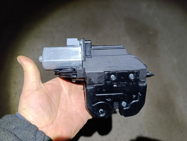 Замок крышки багажника 95B827505A PORSCHE