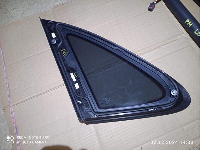 95B845298DB PORSCHE Стекло кузова (багажного отсека) правое купить в Киев