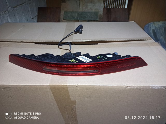 Левый катафот бампера 95B945725D PORSCHE