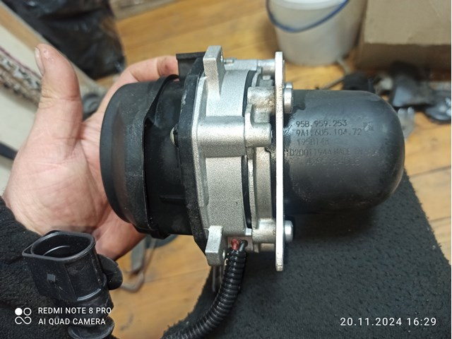Компрессор 95B959253 PORSCHE