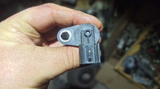 MAZDA CY0118230 Датчик положения распредвала в наличии Чернигов