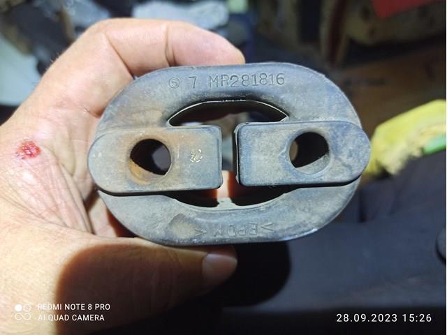 Подушки глушителя MR281816 MITSUBISHI