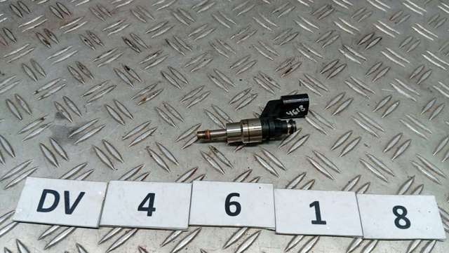 Форсунка дизельная в сборе 03C906036A VAG
