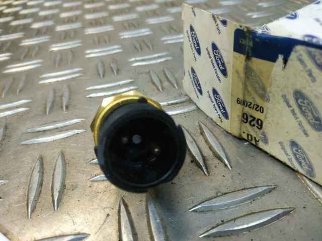 Датчик фонарей заднего хода 0501210058 ZF PARTS