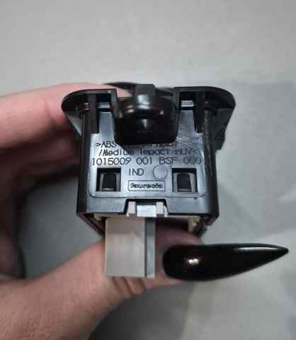 1015009001 RENAULT купить в Ужгород