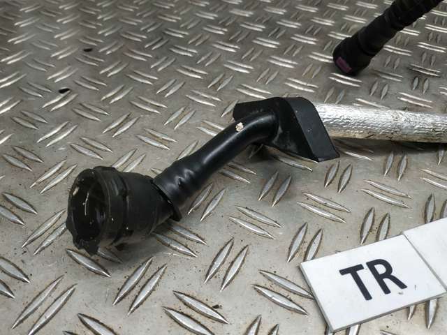 LAND ROVER 104123493 в наличии Одесса