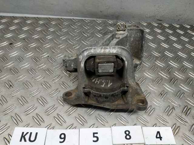 Правая подушка двигателя 112100014R RENAULT