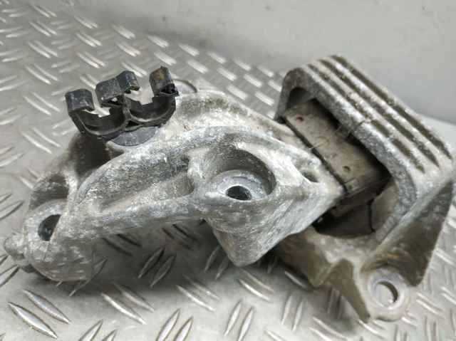 Опора двигателя 112100020R RENAULT