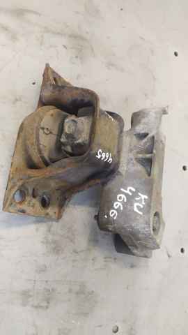 Подушка передней опоры двигателя 112109U000 NISSAN