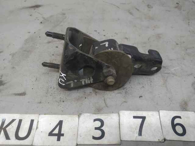 Задняя подушка двигателя Lexus RX 300/330/350/400H