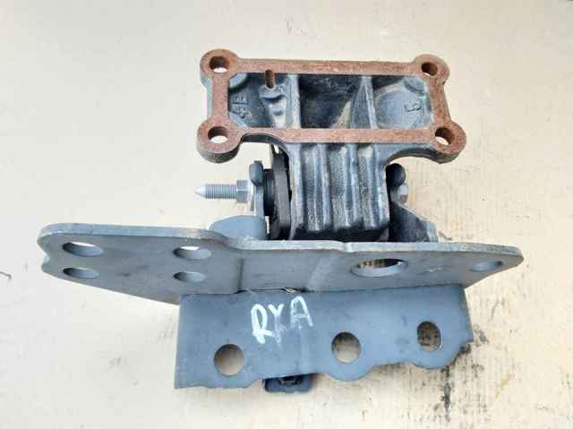 TOYOTA 1237231110 Подушка (опора) двигателя левая в наличии Ирпень