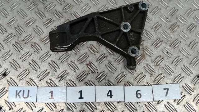 Гидроопора двигателя передняя 13174501 GM