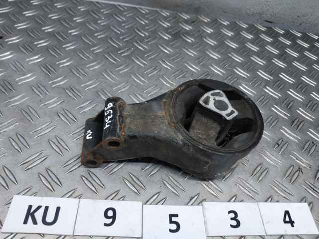 Задняя подушка двигателя 13248630 GM