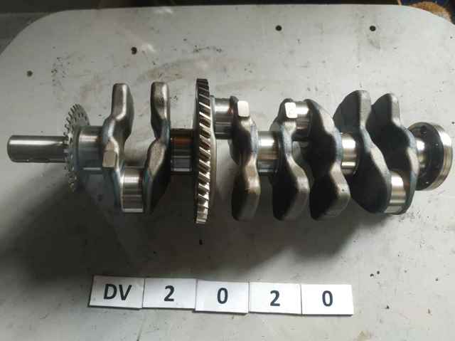 Коленчатый вал 1340136011 TOYOTA