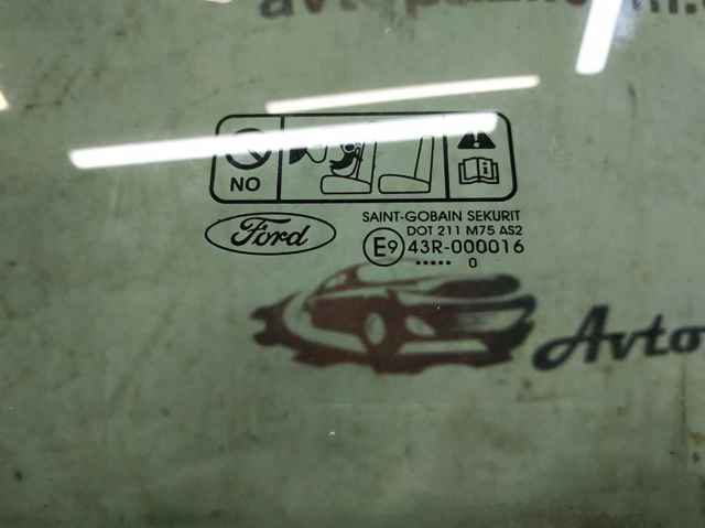 Стекло передней двери, левой 1342624 FORD