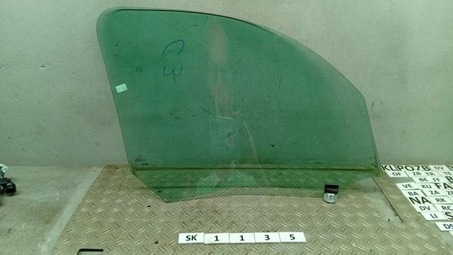 1367769 FORD Стекло кузова (багажного отсека) левое купить в Тернополь