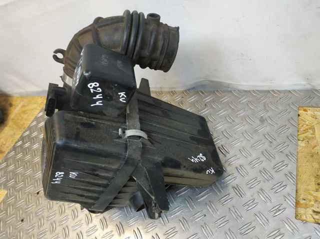 SUZUKI 1370065J00 Корпус воздушного фильтра в наличии Украина