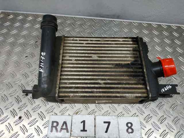 Радиатор интеркуллера 144967634R RENAULT