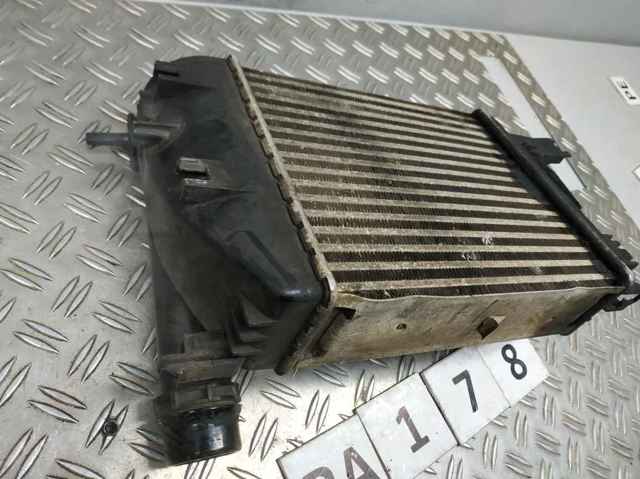 RENAULT 144967634R Радиатор интеркуллера в наличии Одесса