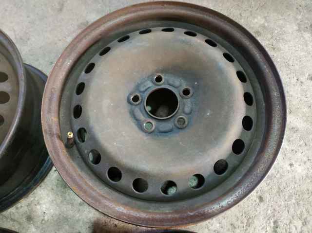 FORD 1460661 Диски колесные стальные (штампованные) в наличии Чернигов