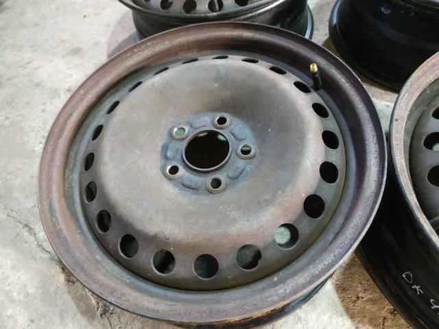 FORD 1460661 Диски колесные стальные (штампованные) в наличии Киев