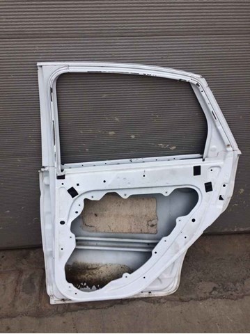 1505767 FORD Дверь задняя правая купить в Ирпень