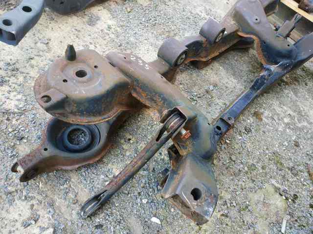 FORD 1586248 Подрамник задний в наличии Киев