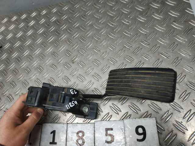 MITSUBISHI 1600A031 Педаль газа в наличии Николаев