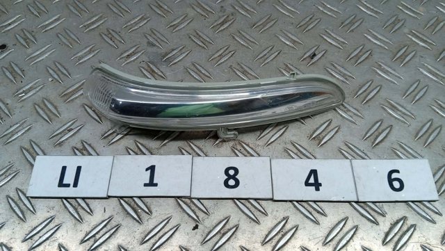 Указатель поворота зеркала, левый 1607512580 PEUGEOT