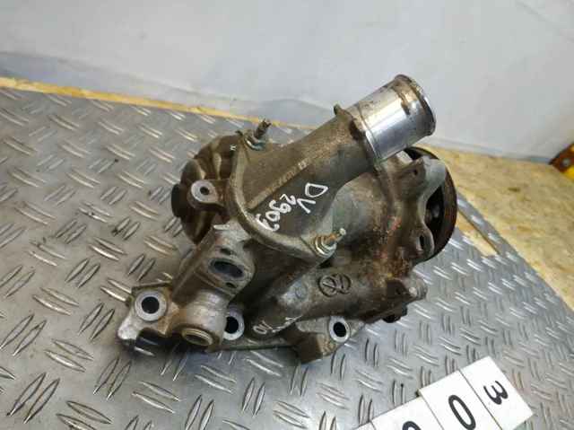 TOYOTA 1610039575 Помпа в наличии Житомир