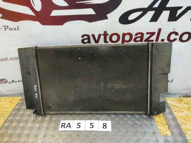 Ra0558 164000d400 радіатор охолодження двигуна toyota auris 06-12 164000D400