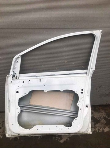 FORD 1712678 Дверь передняя правая в наличии Винница