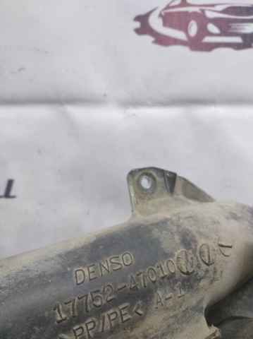 TOYOTA 1775247010 Патрубок воздушный, вход воздушного фильтра в наличии Ровно