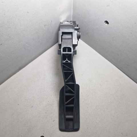 180023RA0B NISSAN Педаль газа купить в Украина