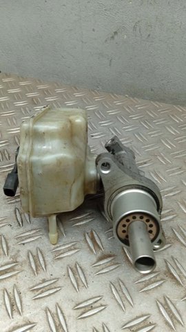 VAG 1K1611301C Бачок тормозной в наличии Тернополь