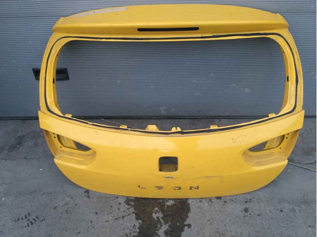 Задняя ляда 1P0827024 VAG