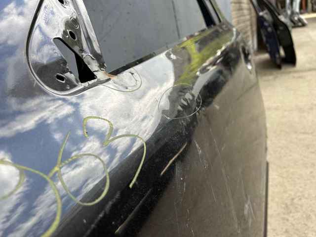 VAG 1Z0831051 Дверь передняя левая в наличии Житомир