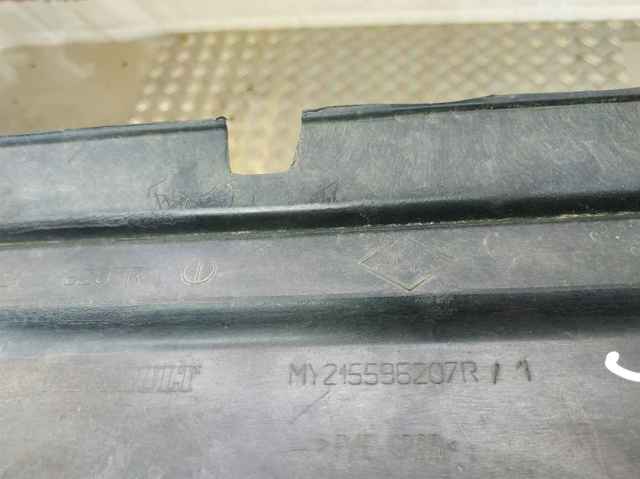 Воздуховоды системы охлаждения двигателя 215596207R RENAULT