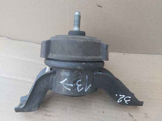 218102W000 HYUNDAI Подушка (опора) двигателя правая купить в Кривой Рог