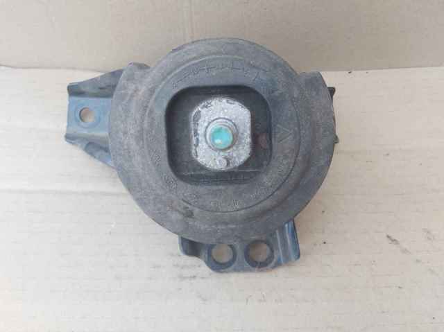 218102W000 HYUNDAI Правая подушка двигателя купить в Кривой Рог