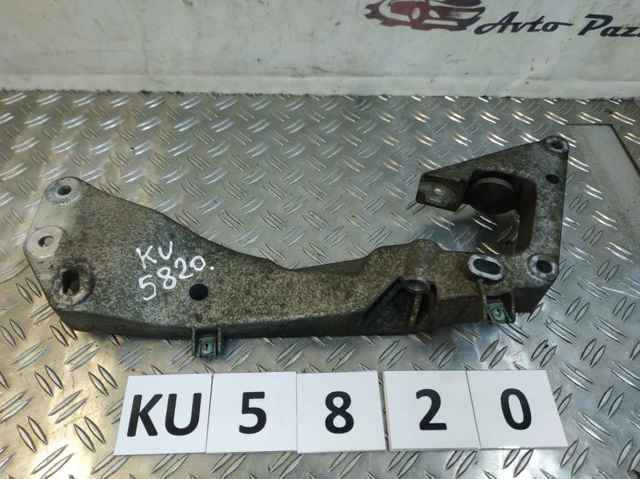 Кронштейн КПП 22316769281 BMW