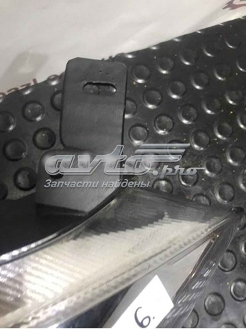 Вставка фары правой 2276426 FORD
