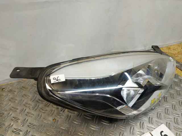 FORD 2276426 Правая фара в наличии Украина